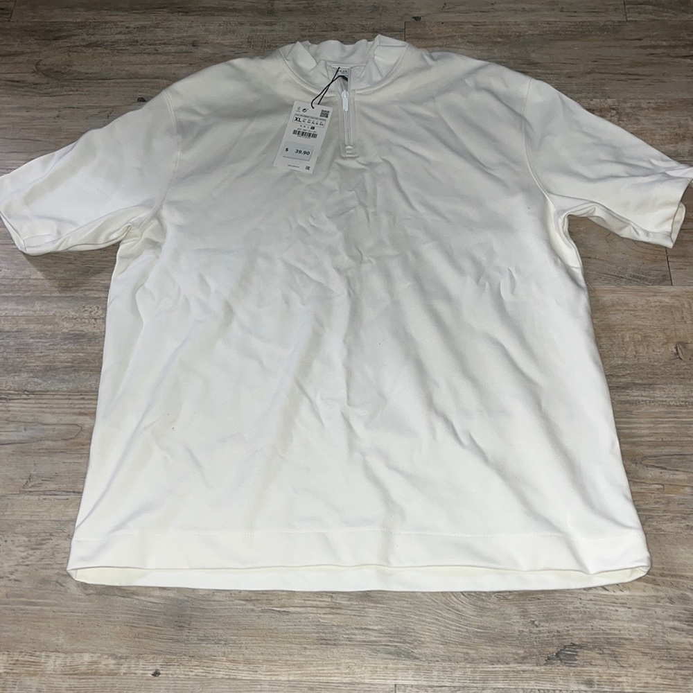 Shirt with Zipper